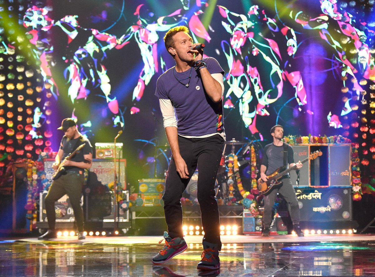 ESPNNFL's tweet photo. Coldplay will be the halftime act at the Super Bowl. (via @WSJ) https://t.co/rYlcA464MS
