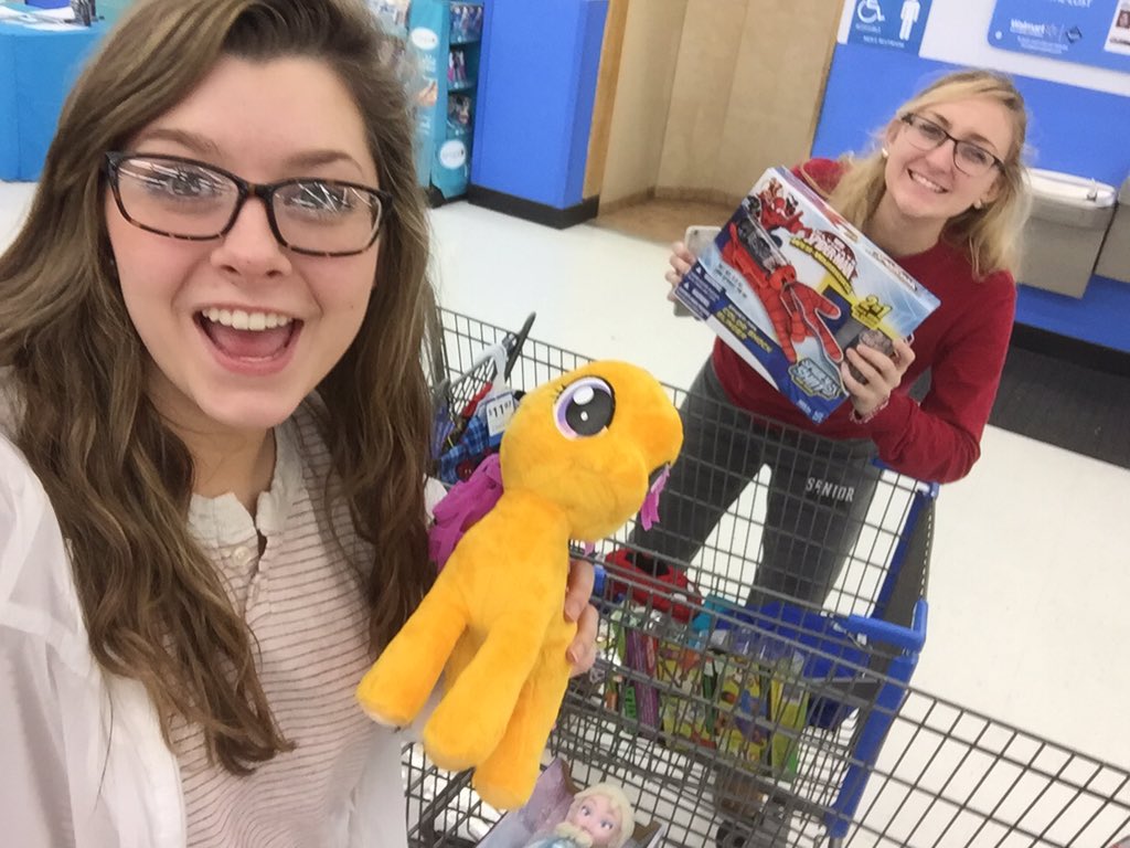 Angel tree shopping/wrapping ❤️💚🎄