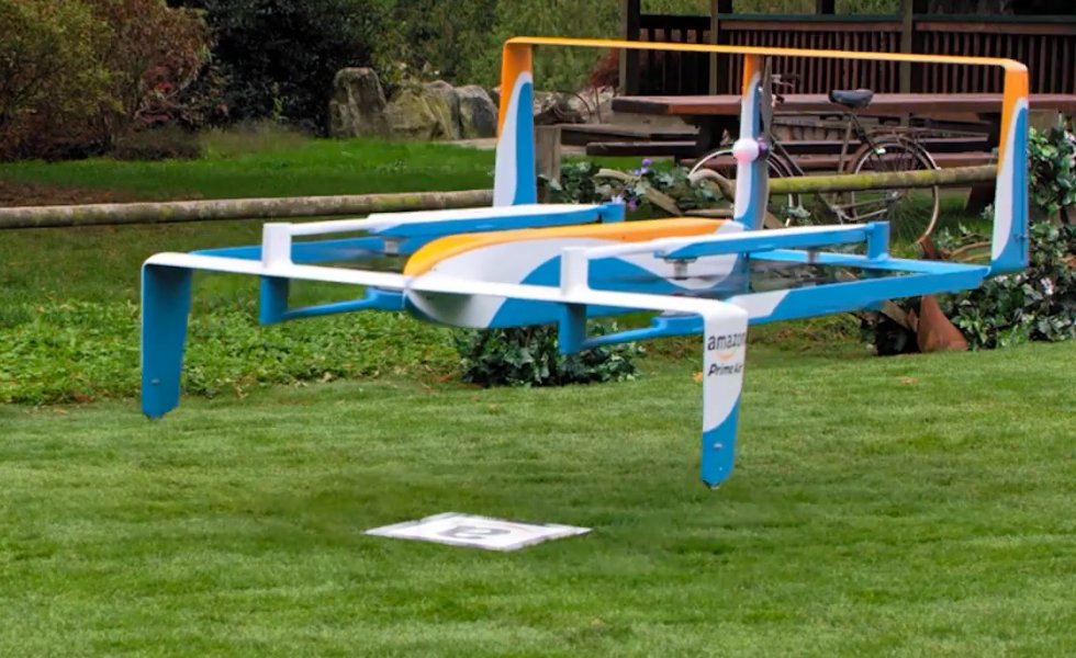 WescomCapital's tweet photo. Amazon shows off future drone delivery service in ad starring Jeremy Clarkson https://t.co/HRWwCodv1x https://t.co/9swWP8VSPa