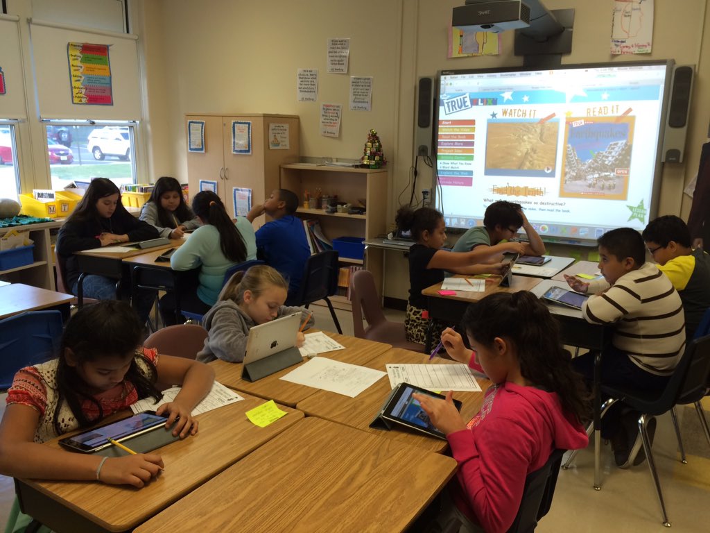 MEAteach's tweet image. 5th graders looking for #webfeatures on @Scholastic True Flix. Thanks to PTO for purchasing this resource!