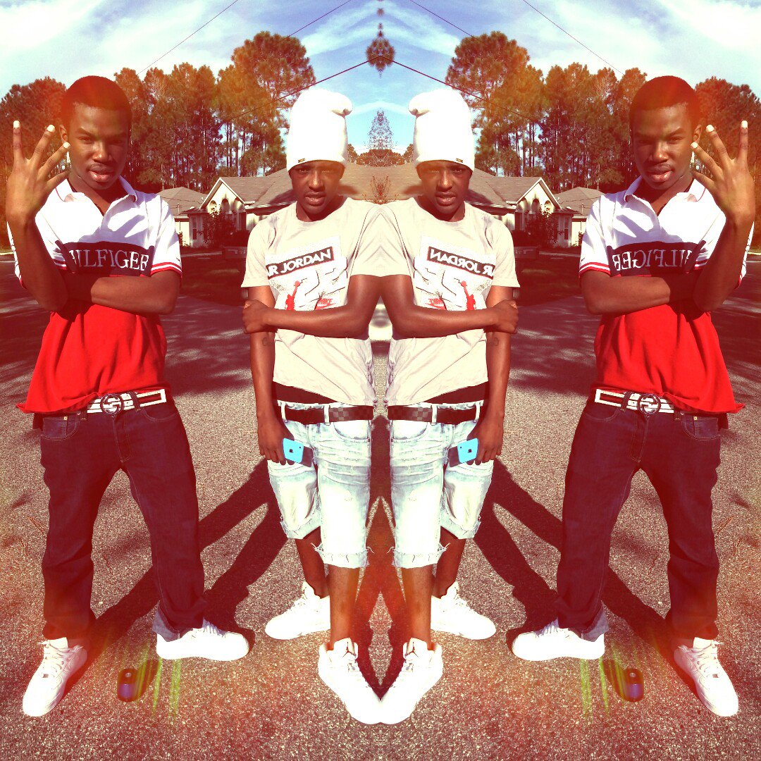 4Way1k's tweet photo. Callit Nasa When I See Ya Imma Blast YA
#FREEGDAWG #FREEMIGO #FREESHANE #FREETELLYROCK #FREEDJ #FREETWEEZE & DEUCE 2 https://t.co/qtwPjI5cXy