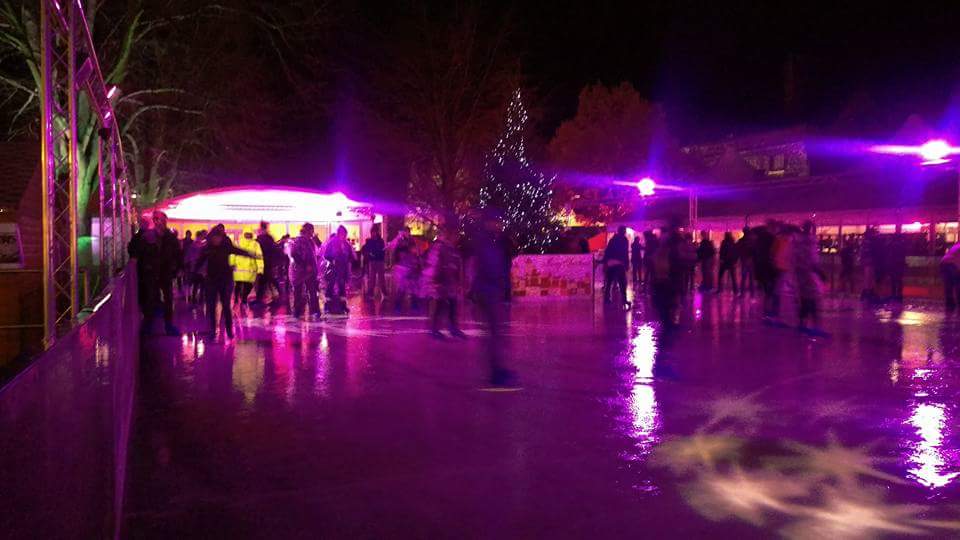 laurella1976's tweet image. @WinchesterChat @hantschronicle loving the Christmas Market