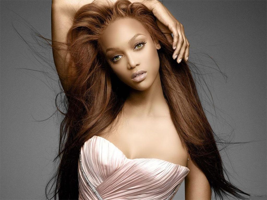 Happy 42nd Birthday Tyra Banks !!(4th Dec)      