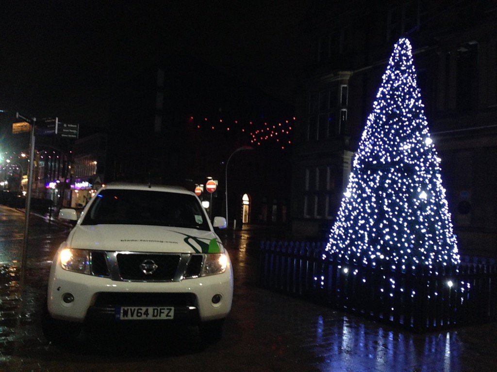 jordiejo1981's tweet photo. @BladeFarming @robert_ashmore  #blackpoolsfinesttree https://t.co/9iiZ1Oh5Il