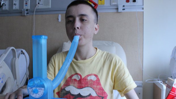 Toronto teen doing well after life-saving triple transplant surgery bit.ly/1lyoqj2