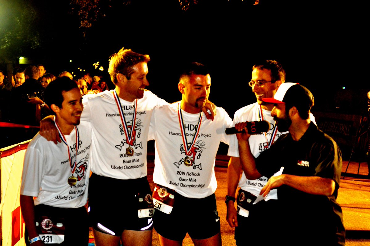 weewa1's tweet photo. Team. #FloBeerMile https://t.co/XnKJxuSNw4