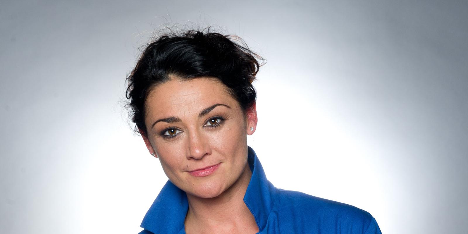 Happy 41st birthday to the talented and extremely beautiful Natalie J Robb a.k.a Mucky Moira Love you! 