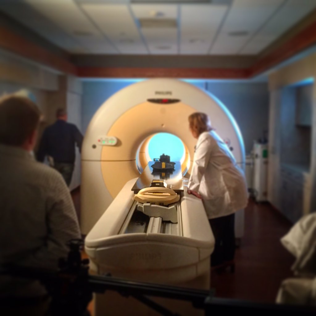LLVisuals's tweet photo. 4K camera CAT scans #4k #catscan #cameracatscan #catscancamera #lightingdesign #lighting #slider #onset https://t.co/meImhTHCKJ