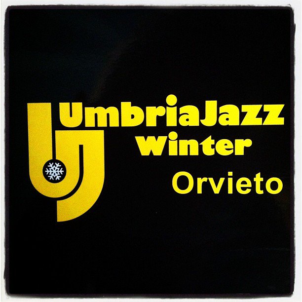 TKArtistSvcs's tweet image. We salute the fantastic @Camera__Soul, debuting at @UmbriaJazz_OFC #UJW23 this year: Dec 30 (2015) - Jan 3, 2016!