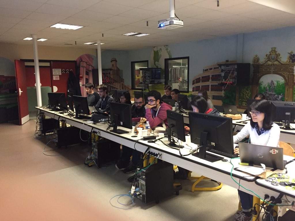 hommant's tweet photo. 2nd night for making code more eco-efficient. Next one will be for energy recovering after #GCLChallenge @perccom https://t.co/ofNmOCB5dZ