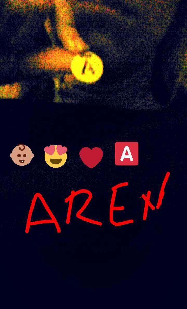 edakantar's tweet photo. A harfi kolyem Arenin A'sı:) yeğen aşkı bu olsa gerek:) https://t.co/VicAiXdRt9
