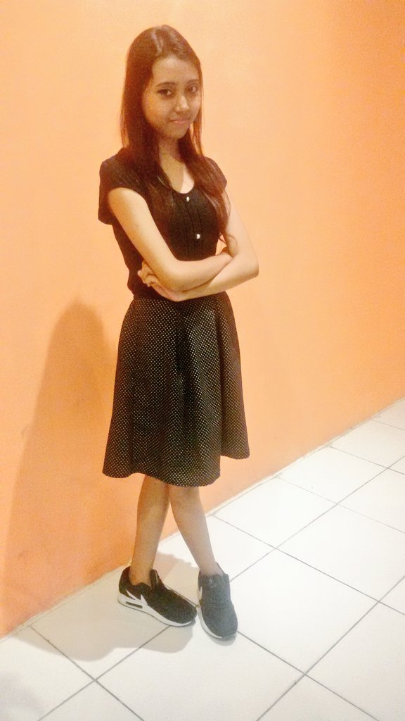 Auxeela as Dara 
98 line
leader of BC1