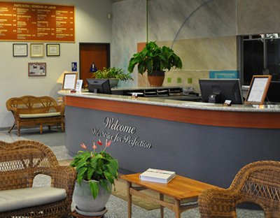 DriveRiteAuto's tweet image. Oil Change | Oil Change Windsor bit.ly/1FP797U