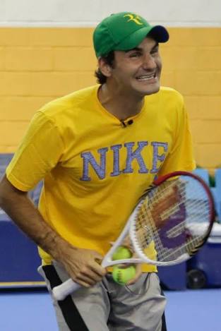 HagerAlmeria's tweet photo. @Sofia__RF #YellowRF ❤ https://t.co/gjd017B7rj