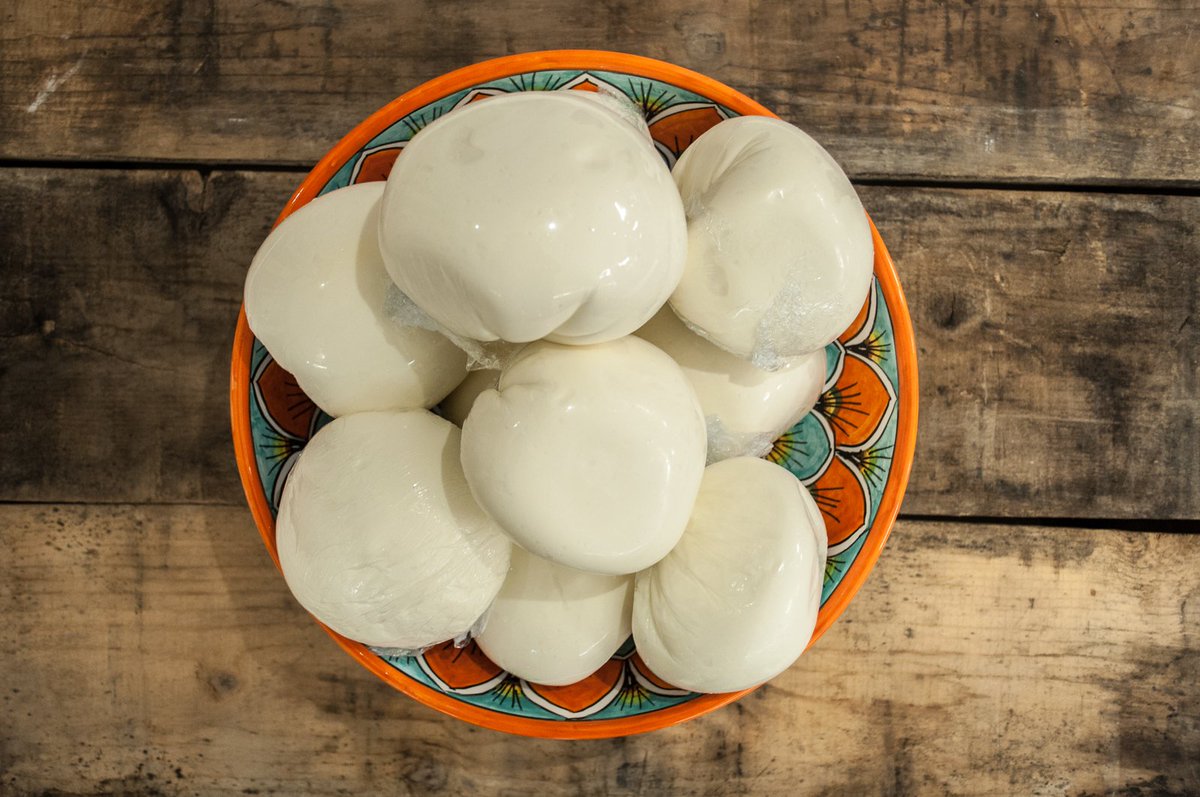 The super fresh mozzarella handmade at <a href="/Loudipalo/">Lou Di Palo</a>'s in NYC has arrived! <a href="/georgetowndc/">Georgetown BID</a> <a href="/GeorgetownMet/">Topher Mathews</a> <a href="/georgetowndish/">The Georgetown Dish</a>