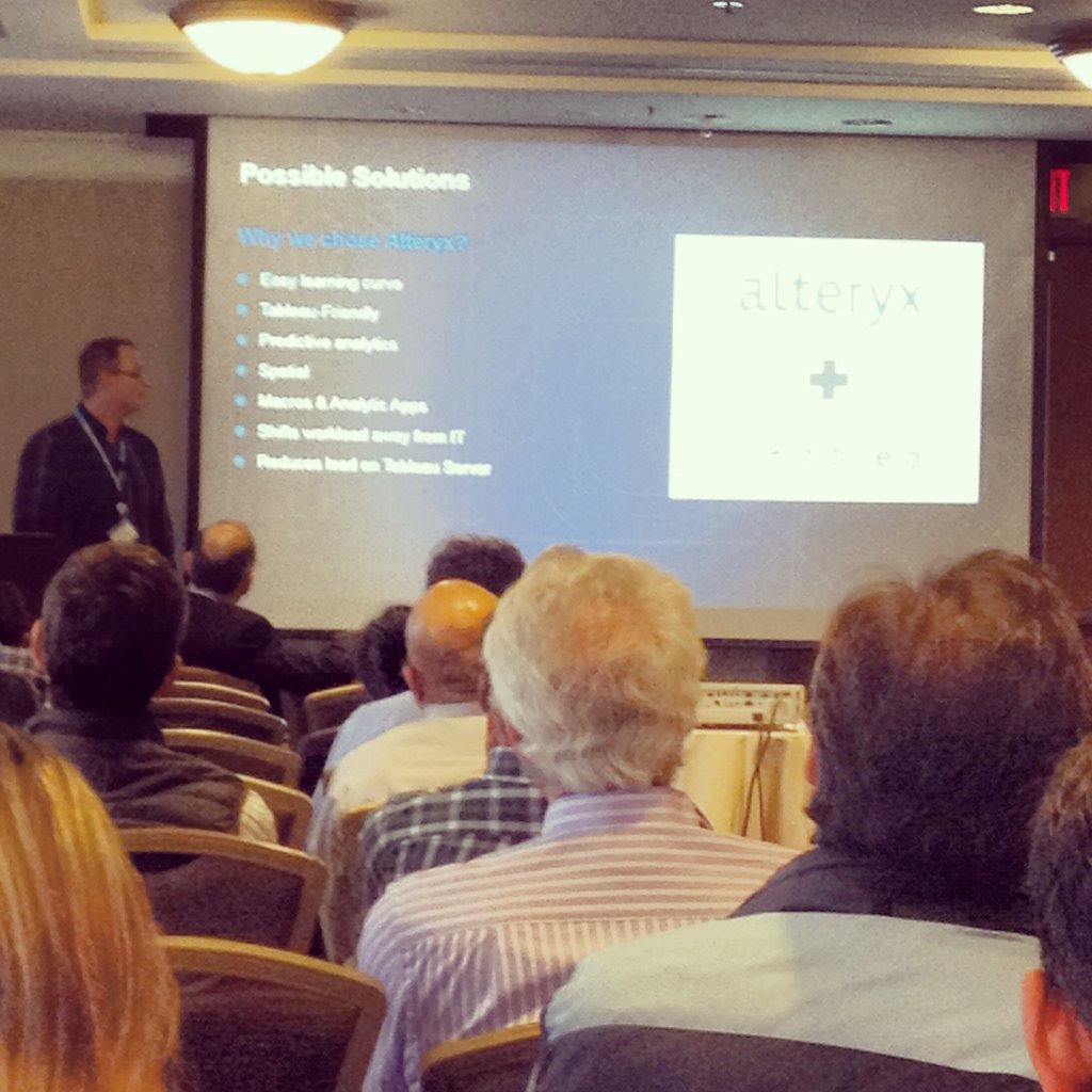 Selling4Premium's tweet photo. Joel from @Flextronics talks about why he chose @alteryx to gain #analyticindependence !! S.F. Roadshow. https://t.co/v9u1ZGSEQx