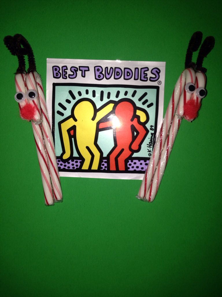 Bring some holiday smiles to your KC buddies🎄Purchase candy gram Dec.4-9 at all three lunches🎇 $1🎁