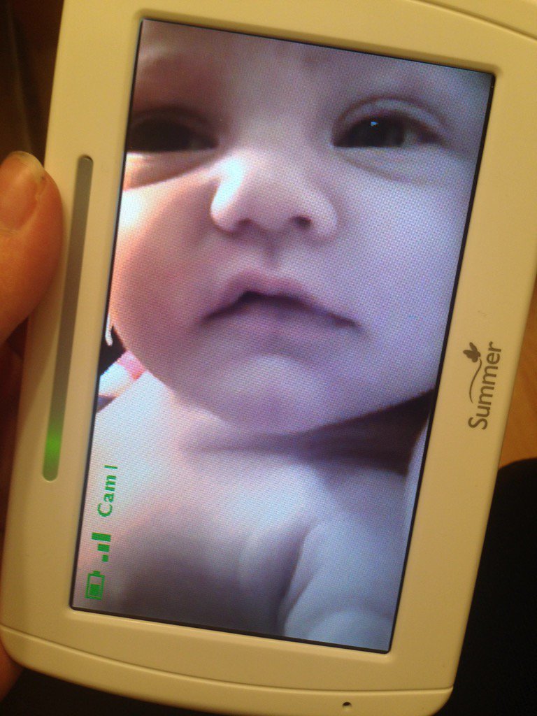 nevermind not doing my eyebrows