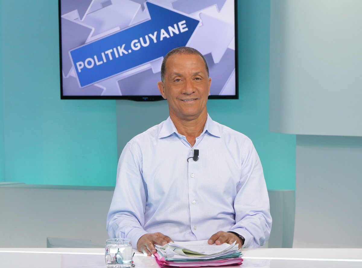 guyla1ere's tweet image. #PolitikGuyane Rodolphe Alexandre tête de la liste "Un territoire, une collectivité, un destin"