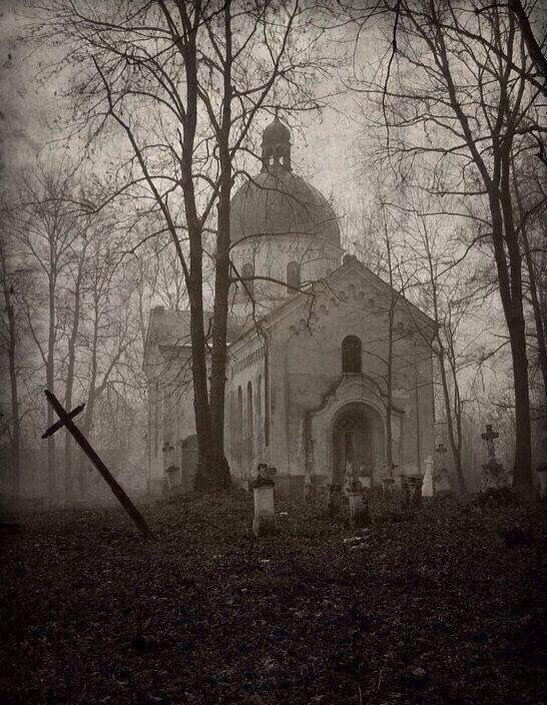 FreakyMysteries's tweet photo. Abandoned cemetery and church in a forbidden forest.. https://t.co/YxQYcHUWEw