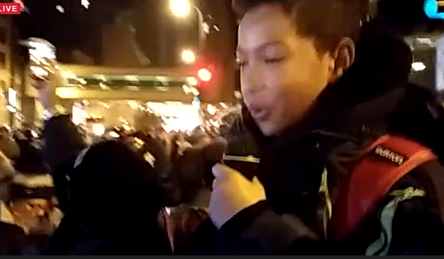 UR_Ninja's tweet photo. LIVE NOW: DOUBLE THE PROTESTS DOUBLE THE FEEDS https://t.co/Zi5nyxkNIr https://t.co/6wXwUXyO3e #Justice4Jamar https://t.co/UEeORGfhSc