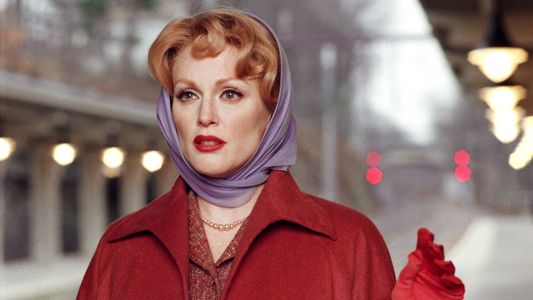 Happy birthday, Julianne Moore! We\re picking her 10 greatest performances:  