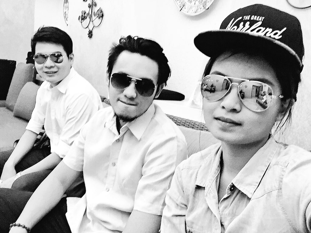 Meggyybyte's tweet photo. Viral Christmas Party #SWID8 ππ https://t.co/q59djlEDo4