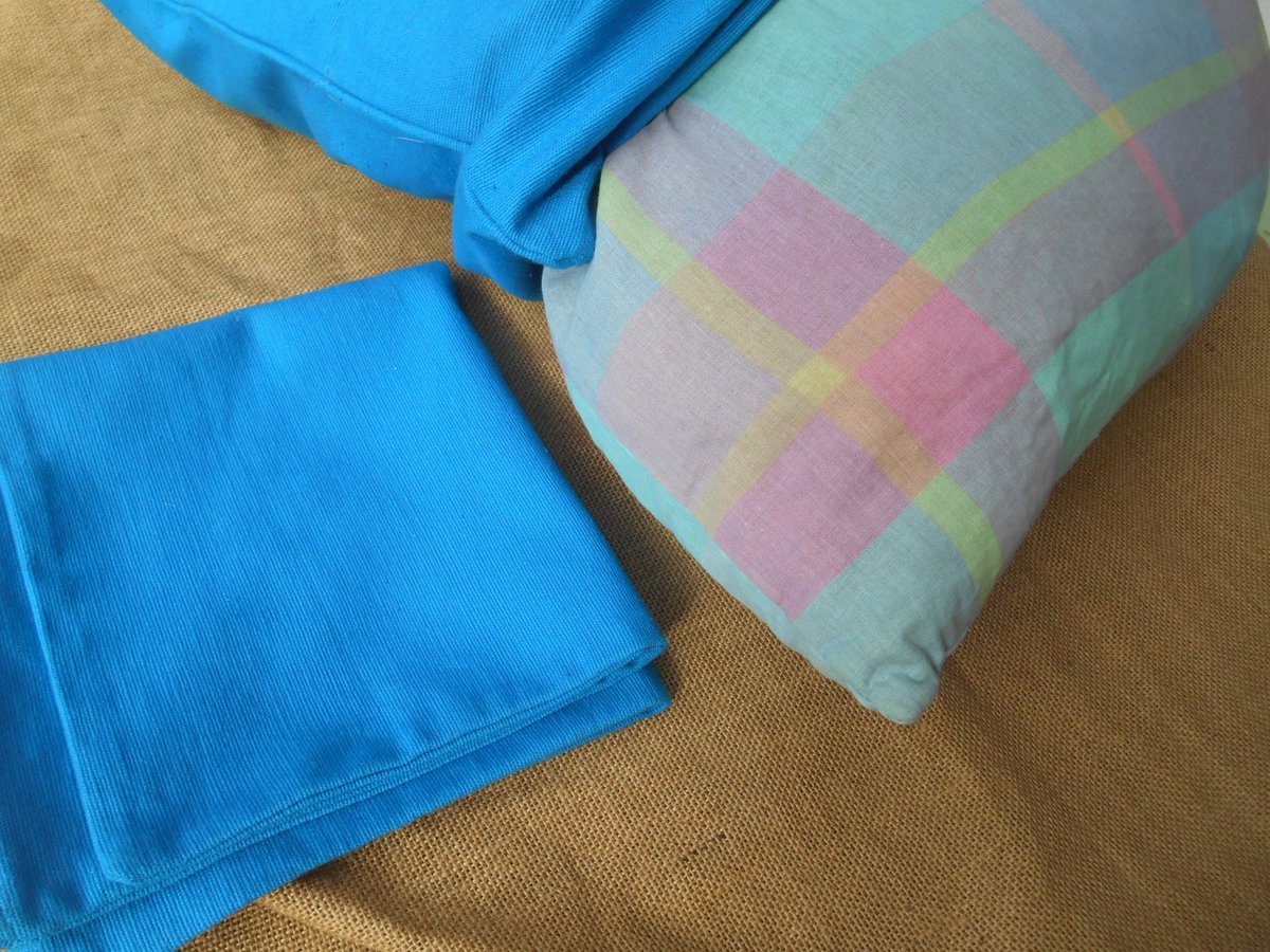 SophieLadyParis's tweet image. Vintage Turquoise Throw Pillow Cases Ribbed Cotton French Decorat… etsy.me/1GTqUSV #FRENCHLINENS #ThrowCover