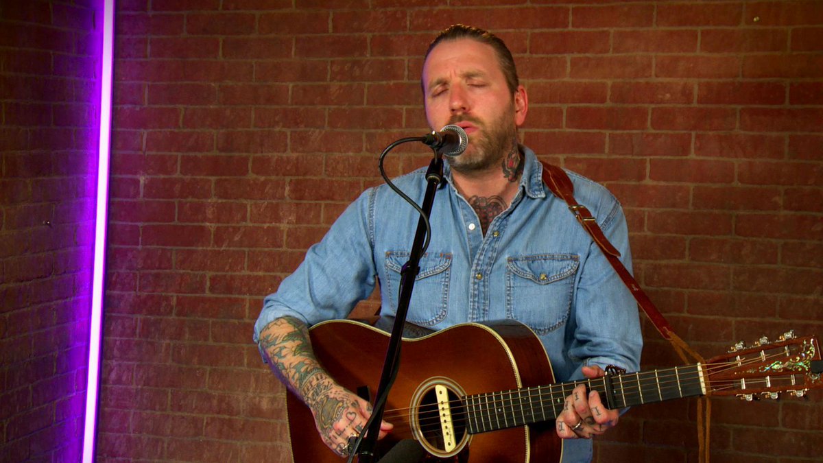 Vevo_AU's tweet photo. Exclusive acoustic performance and #VevoAskReply with @cityandcolour! https://t.co/zKjMHtPxii YES PLEASE! https://t.co/weiqaZXMql