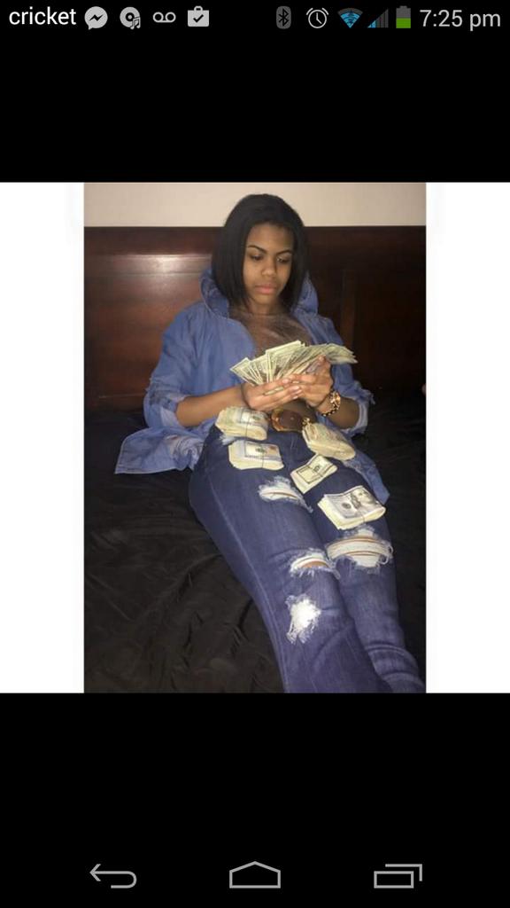 foreigngalore11's tweet photo. 😇😘👭 Crush https://t.co/vPrlhBnGK7