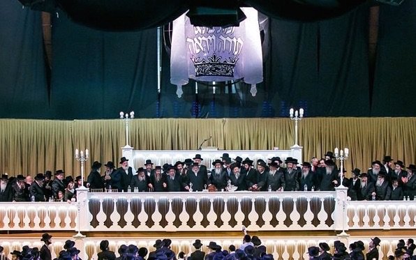 Satmar's tweet image. News12 Reports Thousands Satmar Chasidim Attended K"A Kislev In NYS Armory's. Video: tinyurl.com/q6fxpp4 Photos: