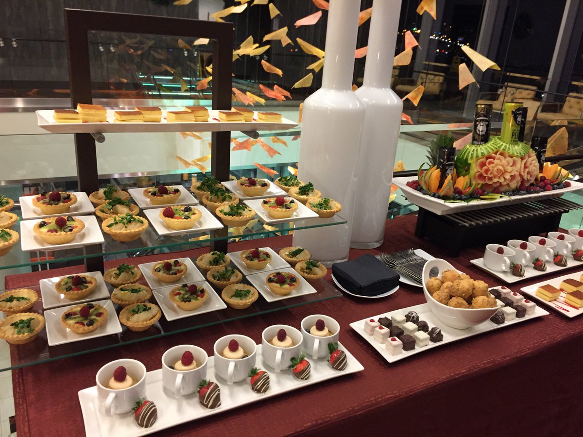 SpiritsTraveler's tweet photo. Can't wait to dig in! @SHS_Denver &amp; #InfiniteMonkey put together this food-wine pairing... https://t.co/qt9FyoZ7F1 https://t.co/w1FJJQkYLh