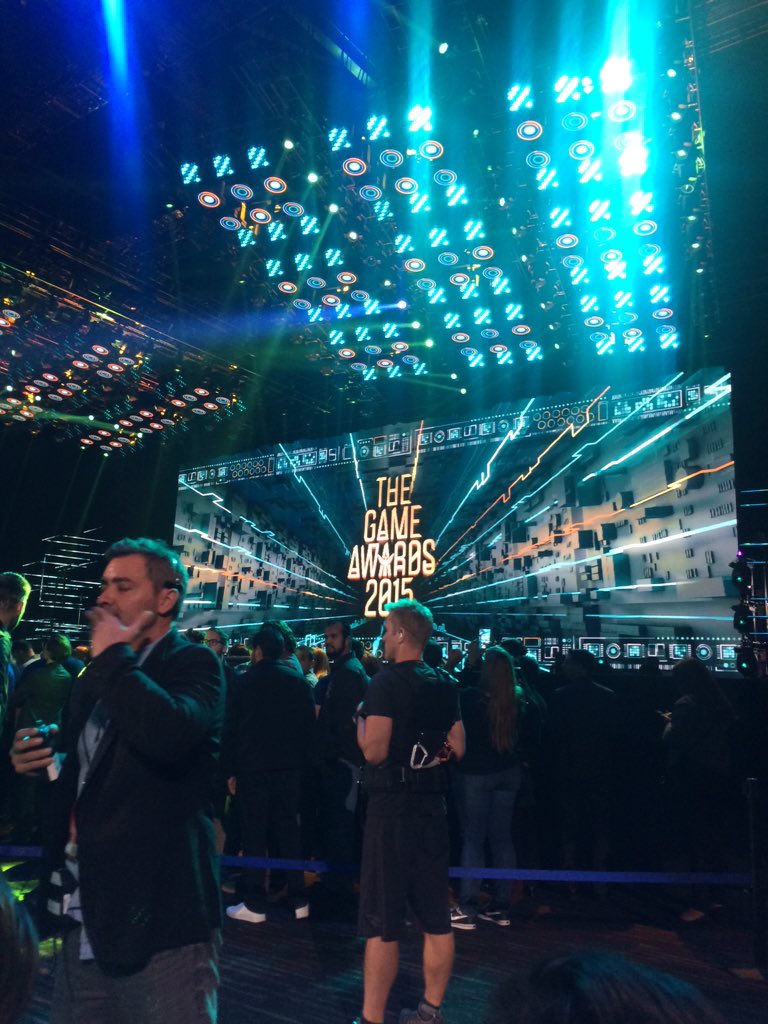 joeynoelle's tweet image. things I'm not complaining about: our view. #secondrow