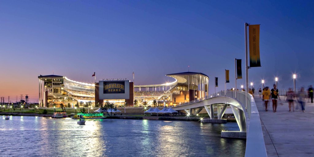 beststadiums__'s tweet photo. Baylor (Waco, TX) 🐻💛 https://t.co/5RJmRRCVKK