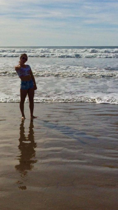 Watch Top Tier❣️🏆's leaked NSFW photo on TwXstars