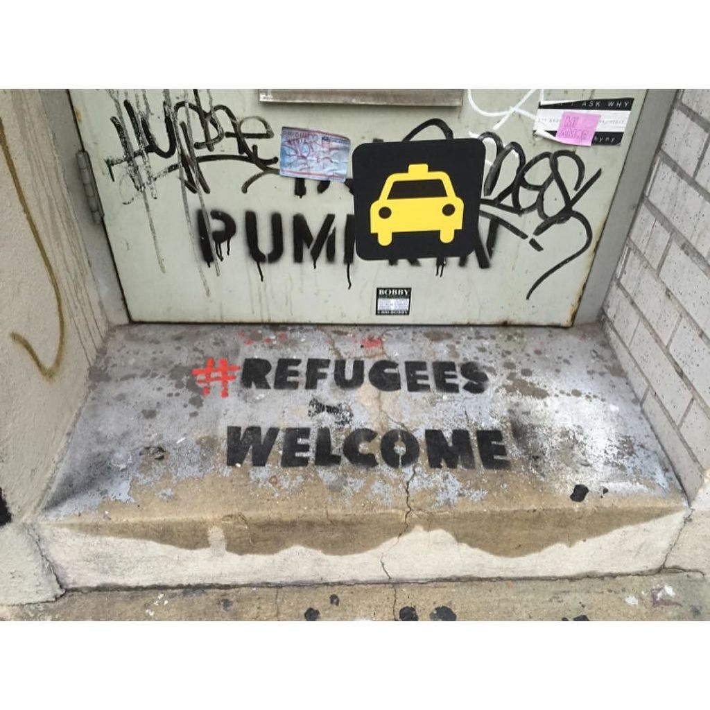 StArtEverywhere's tweet photo. Getting a lift from @pictoform - #pictoform in Nolita -------------------------------------------
#outdoorartnyc #o… https://t.co/MLjwLP7FFs