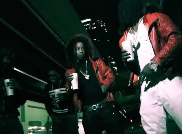 AccordingLife's tweet image. Chief Keef: "The Beat go off?"