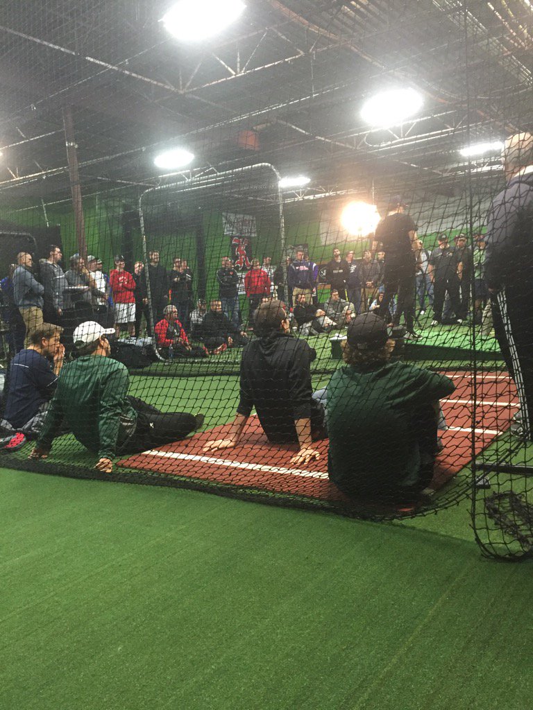 LantzWheeler's tweet photo. Packed house at #TheCoreVelocityBelt session... Coach Johnson killing it! https://t.co/vfCUathevn