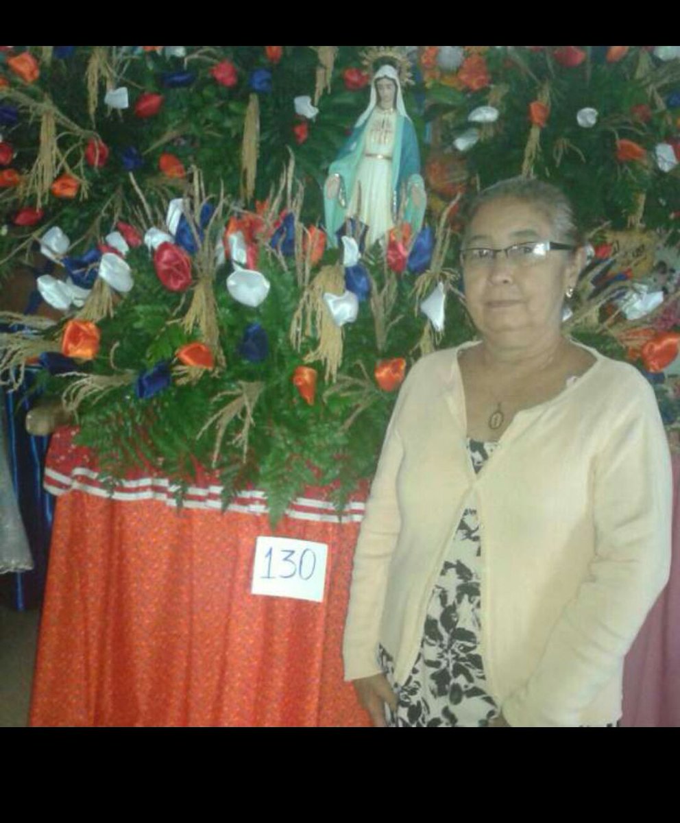 #EsaCabelleraBlanca mi abuela Abigail Rivera... Saludos desde Santiago... Abrazos