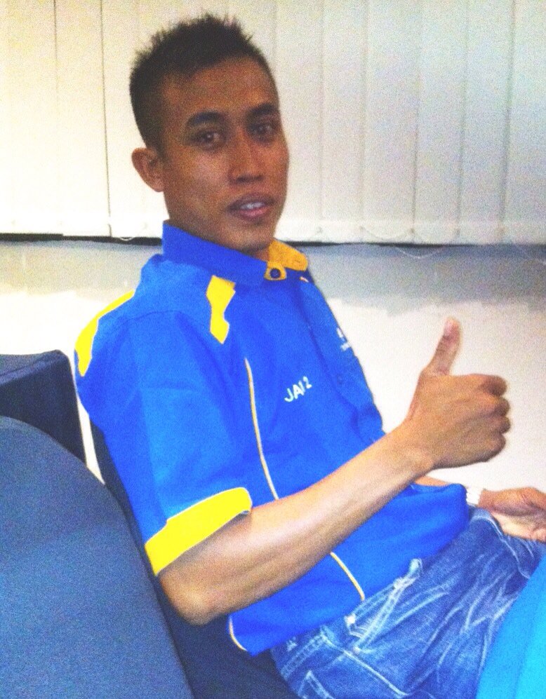 bryant_168's tweet photo. Selfie dulu sebelum meeting di mulai,,heheheeee https://t.co/INVJW0wASy