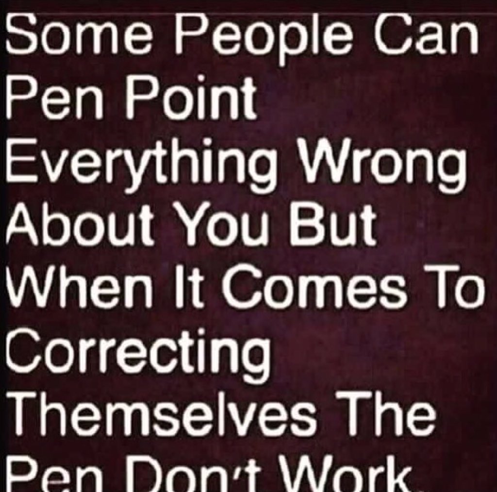 Teviibabyy's tweet image. 😏🤔🤔🤔 #helpmeunderstand