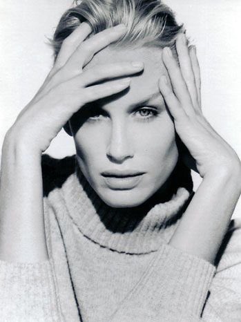 Happy birthday Daryl Hannah! 