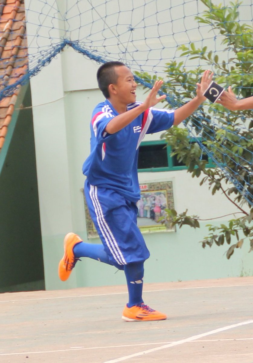 [HOT]
Sang penyandang GOL tercepat di Fightsal 9lory (0,57 menit)
#info