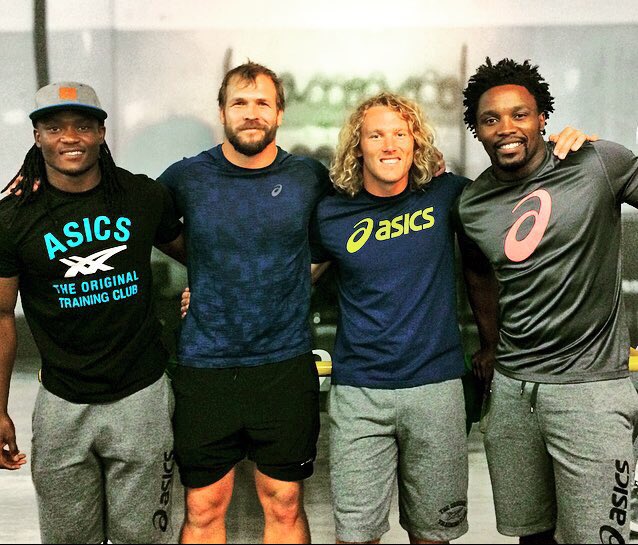 Laurenterras's tweet photo. My Friday morn has been made thanks to the @Blitzboks beating @Samoa7s 33-6 in game 1 #Dubai7s #SAvSAM https://t.co/gSYCmO5vk5