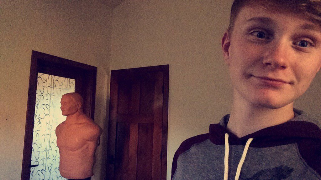 LaKsoh's tweet image. Is this even you @aber7F