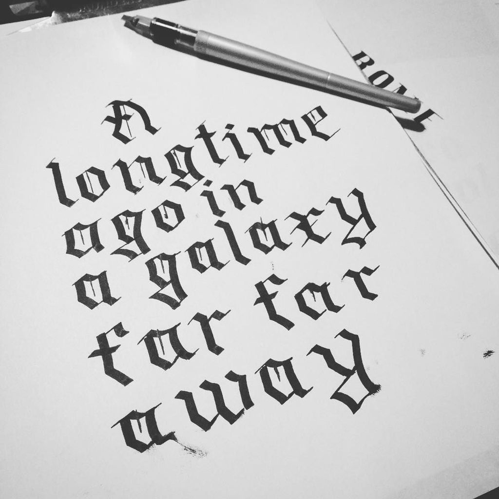 davegamez's tweet image. Messy practice, #pilotparallel #calligraphy #goodtype #statwars ift.tt/1XMmBeD