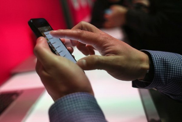 #яндекс выпустил клавиатуру для #iPhone: rg.ru/2015/12/03/kla…