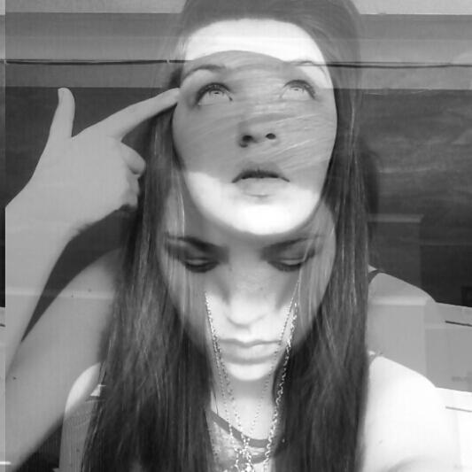 chanteart19's tweet photo. kill your thoughts...but fail everytime https://t.co/ihkhBN2UQL