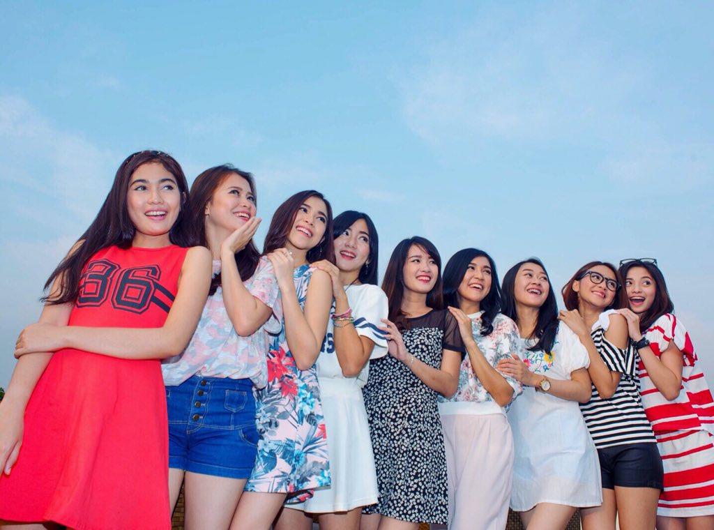 Menikmati sore Jakarta... @kukistylekorea 한국 패션의 모든것, 쿠키스타일 #Cherrybelle2015