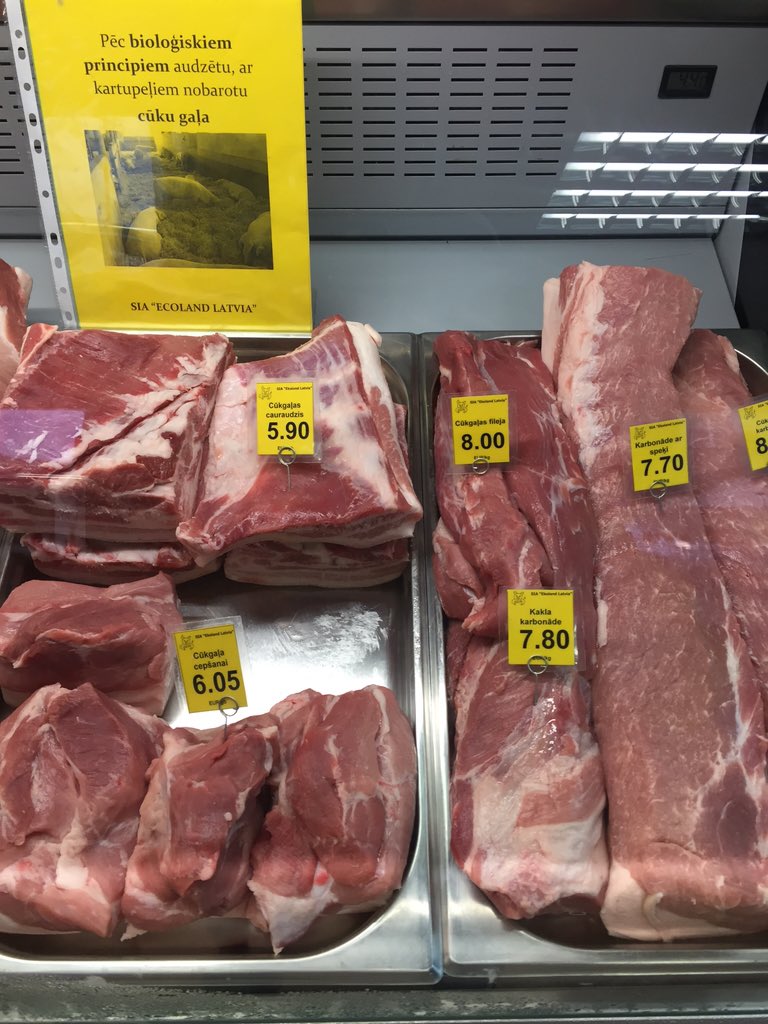 Pirmā Latvijā audzēta bioloģiska cūkgaļa no <a href="/KunturiLV/">Kunturi, saimniecība</a>. Cūkas barotas ar kartupeļiem un citām labām lietām.